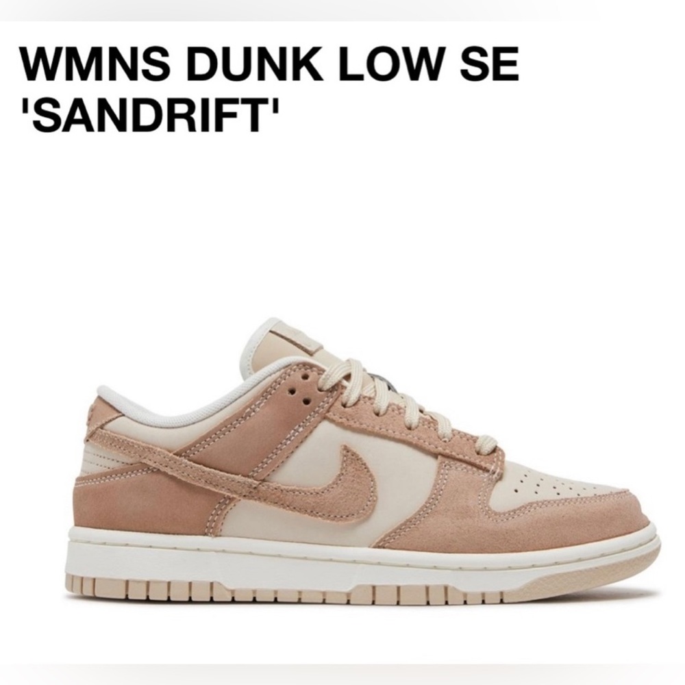 WOMENS DUNK LOW SE 'SANDRIFT